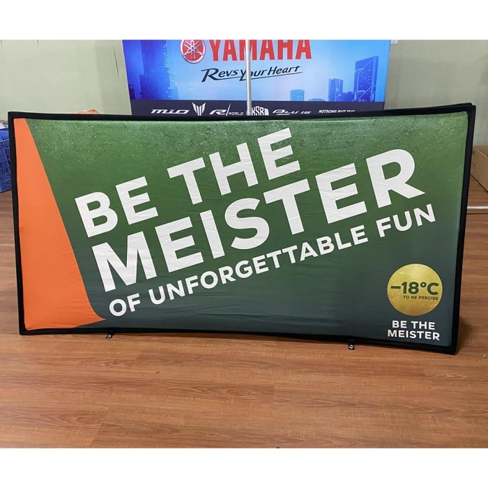 Qatlanan bir lövhə